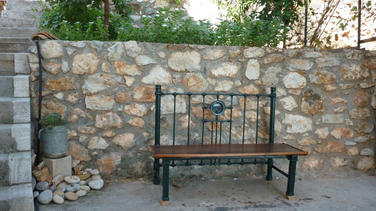 Big Blue Gytheio Traditional Stone Built Residence "Απέραντο Γαλάζιο" Πετρόκτιστη Κατοικία Zewnętrze zdjęcie